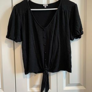 Black CROP TOP Tie in Front